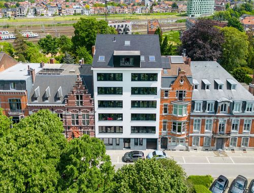                                         Appartementsgebouw te koop in Leuven, € 9.250.000
