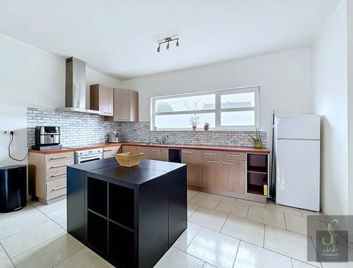                                         Maison à louer à Maurage, € 900

