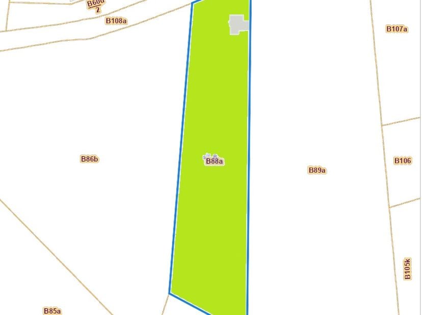 LOT 4: HOOILAND<br />
<br />
Een perceel landbouwgrond te Nijlen te koop.<br />
Ter plaatse genaamd "Paeshoek".<br />
Mogelijkheid om samen met andere