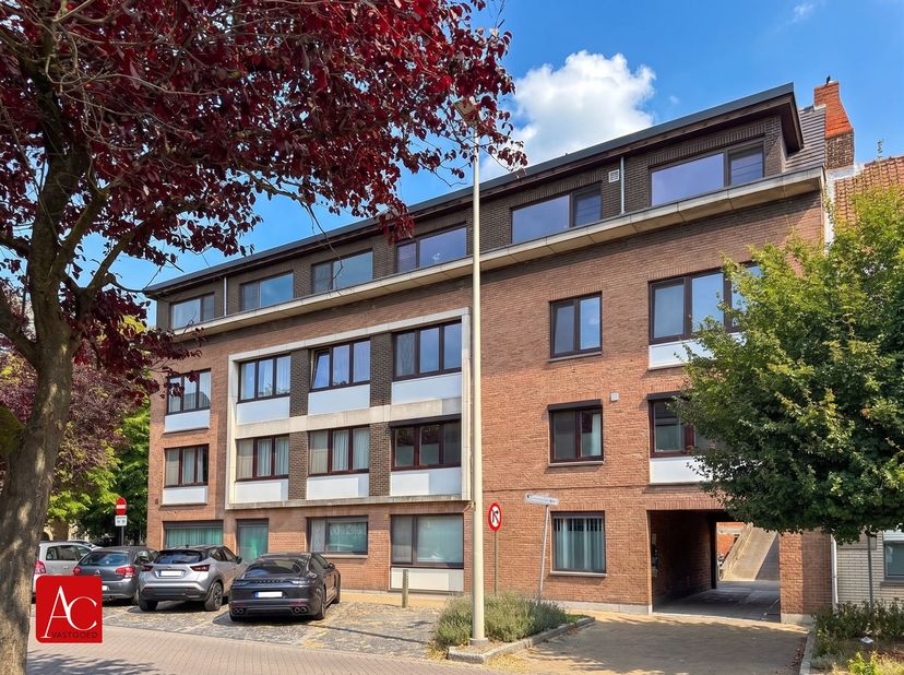 Ruim 3-slaapkamerappartement met garage in Beveren-Kruibeke-Zwijndrecht<br />
<br />
Bent u op zoek naar een comfortabel en instapklaar appartement