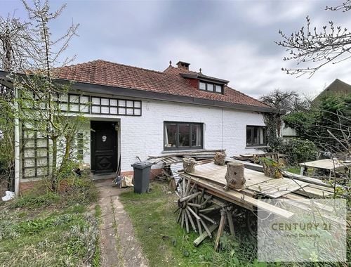                                         Villa à vendre à Genval, € 390.000
