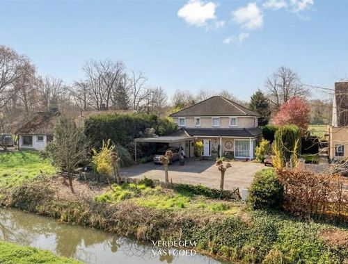                                         Eengezinswoning te koop in Evergem, € 515.000
