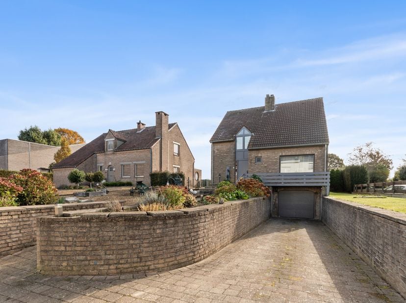 Huis te koop in Montenaekenweg 18,
                    3770 Vroenhoven