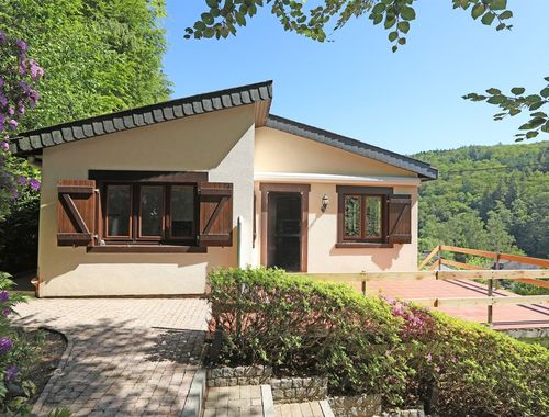                                         Woning te koop in Rochehaut, € 300.000
