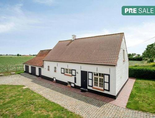                                         Villa te koop in Alveringem, € 440.000
