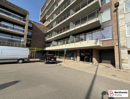                                         Boutique à vendre à Strombeek-Bever, € 410.000
