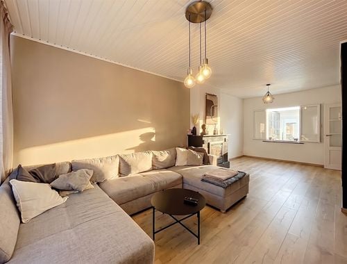                                         Woning te koop in Burcht, € 299.000
