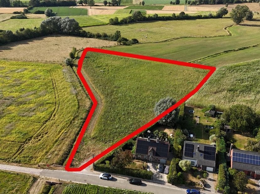 PARCELLE DE TERRE AGRICOLE LOUEE<br />
<br />
Parcelle de terrain agricole louée située à gauche derrière la maison numéro 45 sur Dorenstraat à 3020 H