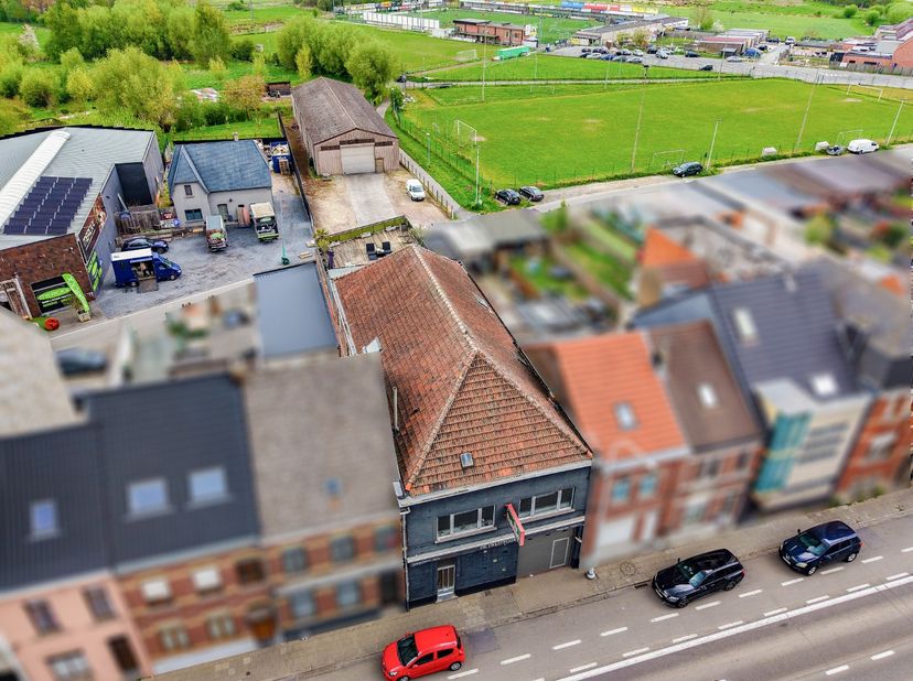 Bedrijfsvastgoed te koop in Brusselsesteenweg 144,
                    9400 Ninove