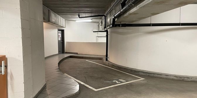 Garage te koop in Rue Keyenveld 6, 1050 Elsene