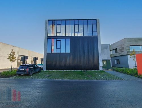                                         Bureaux à louer à Sint-Michiels, € 3.060
