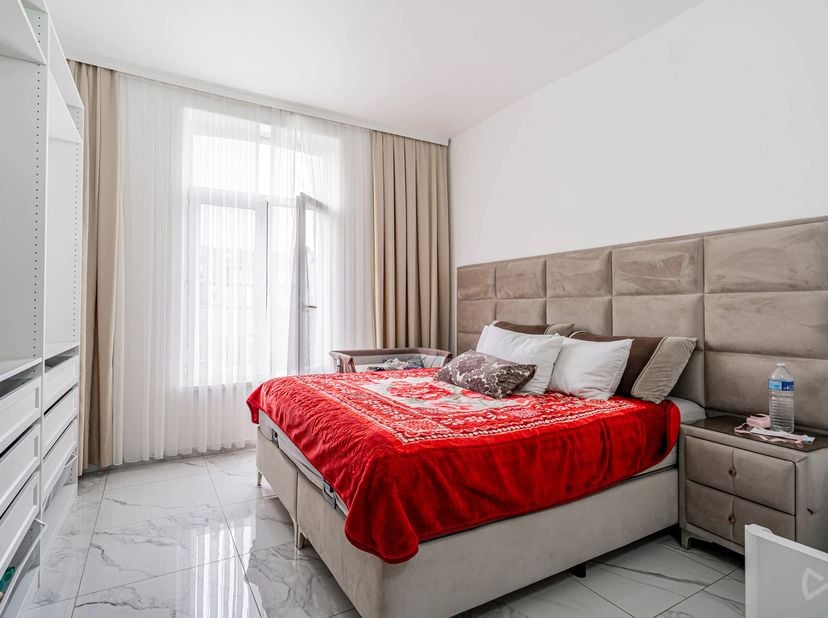 Appartement te koop in ,
                    1080 Sint-Jans-Molenbeek