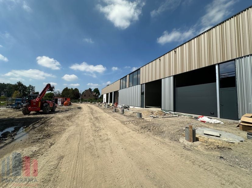 Bien professionnel à vendre
                    à 8570 Anzegem