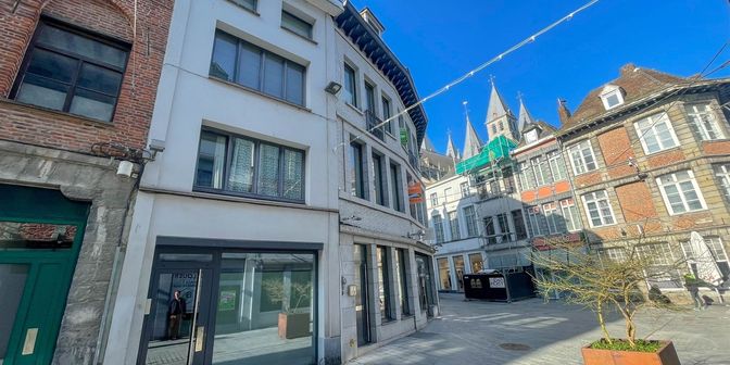 Bedrijfsvastgoed te huur in Rue Gallait 1, 7500 Tournai