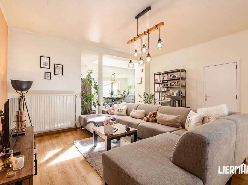 Huis te koop in Erembodegem-Dorp 54,
                    9320 Erembodegem
