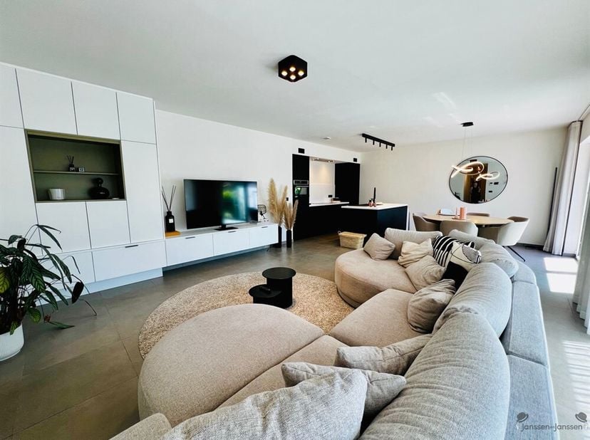 Instapklaar gelijkvloersappartement met zonnige tuin op rustige ligging in Hamme<br />
Op zoek naar een recent, energiezuinig appartement waar comfort