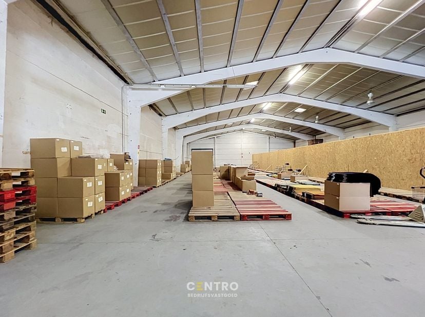 Bien professionnel à louer
                    à 8790 Waregem
