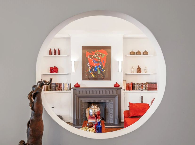 Appartement te koop in ,
                    1180 Ukkel
