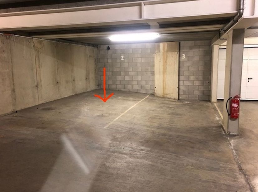 Garage à louer
                    à 3500 Hasselt