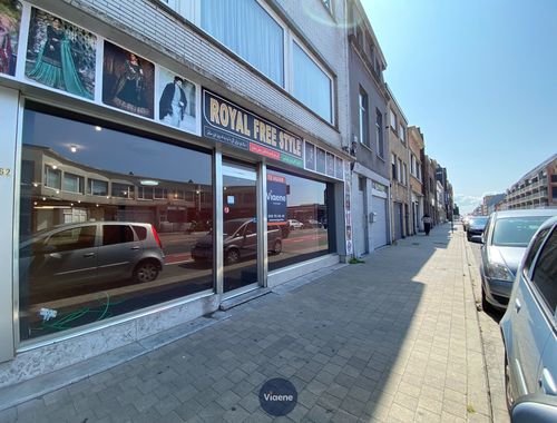                                         Rez-de-chaussée commercial à louer à Oostende, € 1.200
