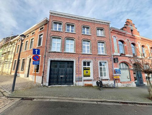                                         Kantoor te huur in Hoegaarden, € 875
