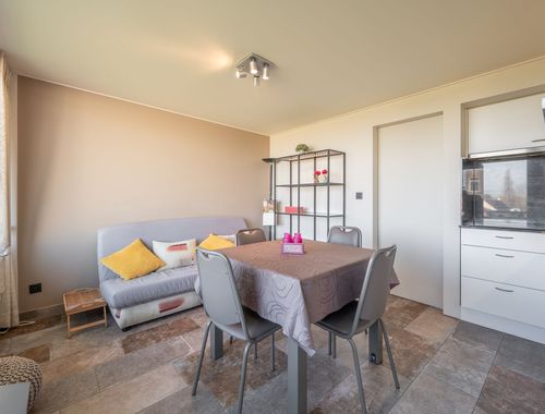                                         Appartement à vendre à Klemskerke, € 109.000
