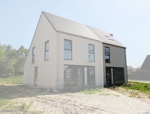                                         Woning te koop in Meulebeke, € 359.251,80
