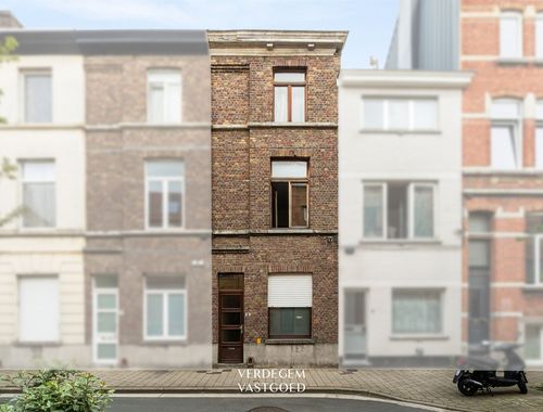                                         Eengezinswoning te koop in Gent, € 395.000
