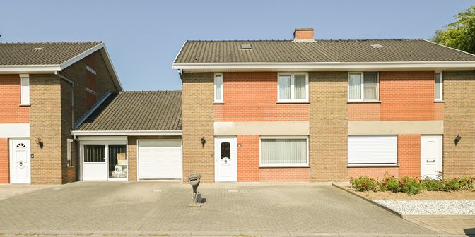 Huis te koop in Burgemeester G. Dussartlaan 38, 8860 Lendelede