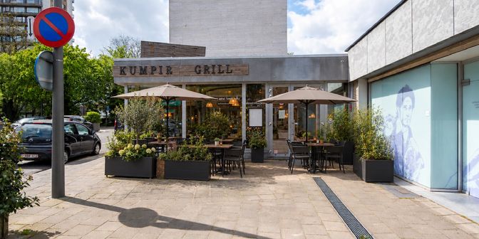 Bedrijfsvastgoed te koop in Jules Moretuslei 380, 2610 Wilrijk
