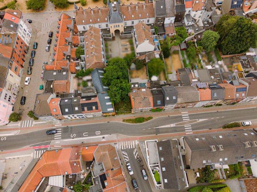 Terrain à bâtir de 216 m² dans un emplacement idéal à Gand<br />
Situé à un emplacement central et facilement accessible à Gand, à la Meulesteedsestee