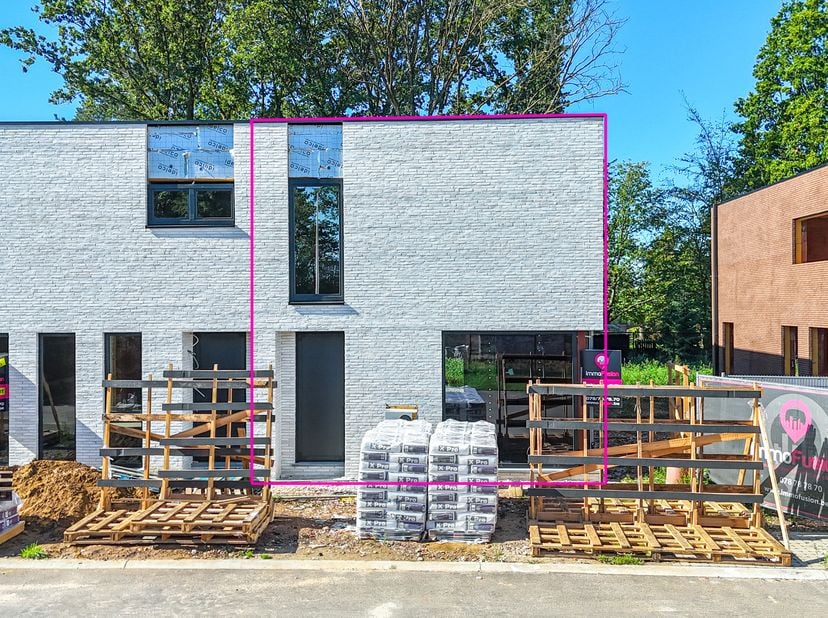 Huis te koop in Simone Reyndersstraat 44 bus A,
                    3550 Zolder