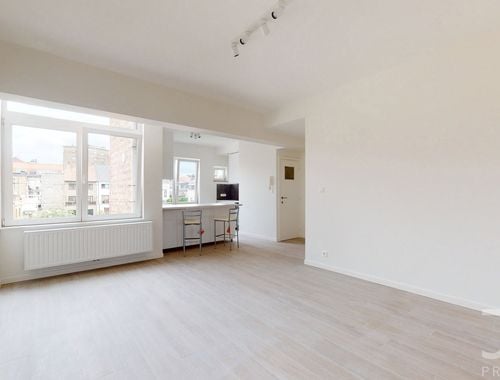                                         Appartement te huur in Oudergem, € 1.150
