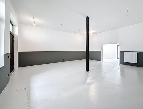                                         Usage mixte à vendre à Ixelles, € 850.000

