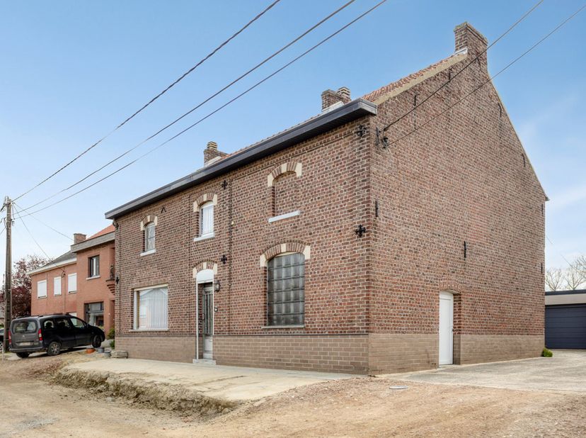 Interesse in dit pand? Neem voor bijkomende informatie of het maken van een afspraak rechtstreeks contact op met Sofie Goor via +32 479 99 22 45 of so