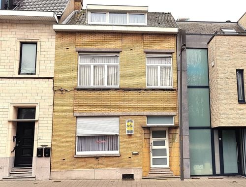                                         Maison à louer à Ieper, € 830
