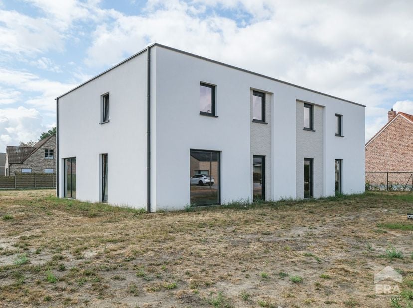 Huis te koop in Engsbergseweg 19,
                    3980 Tessenderlo