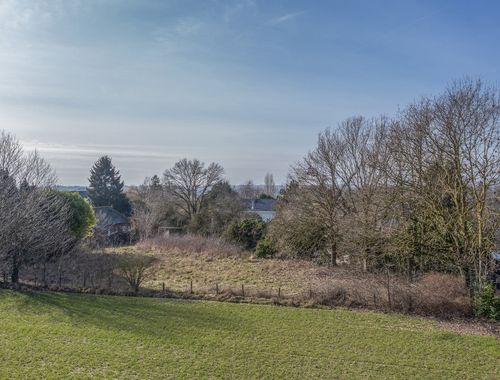                                         Bouwgrond te koop in Dilbeek, € 330.000
