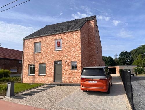                                         Woning te huur in Lubbeek, € 1.700
