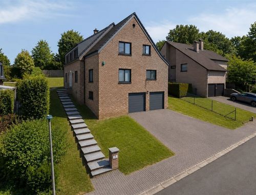                                         Villa à vendre à Hoeilaart, € 925.000
