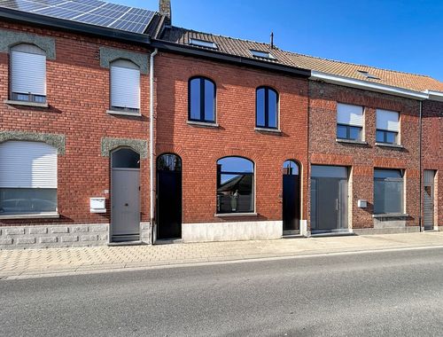                                         Woning te koop in Rekkem, € 289.000
