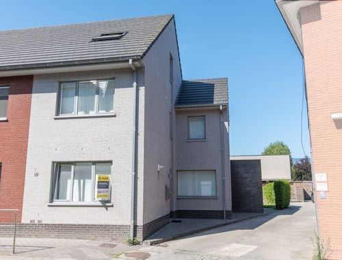                                         Maison à louer à Ruiselede, € 900
