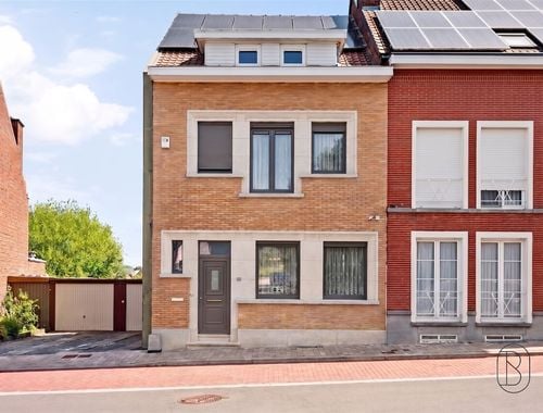                                         Woning te koop in Ronse, € 369.000
