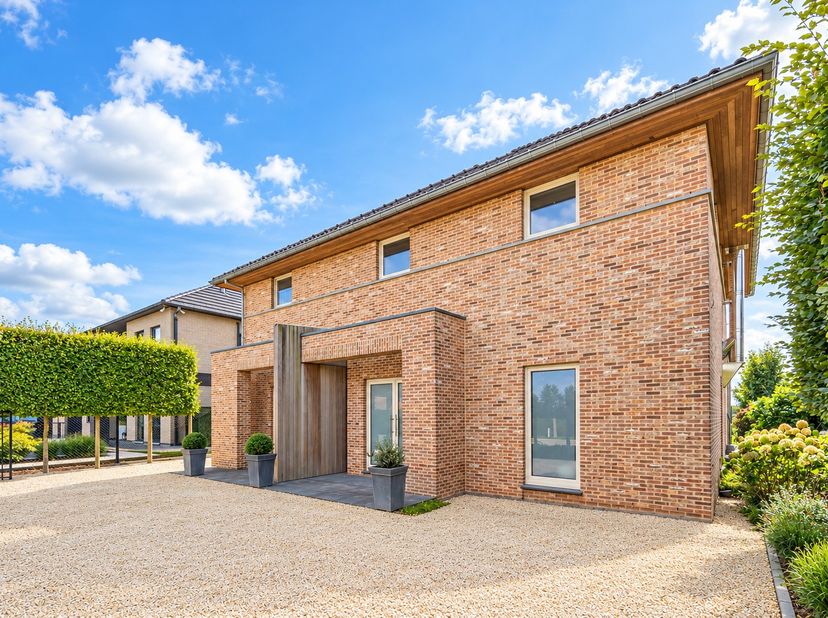 Huis te koop in Diestersteenweg 30 - A,
                    3680 Maaseik