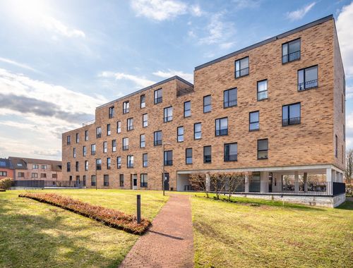                                         Appartement te koop in Eeklo, € 290.000
