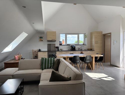                                         Appartement te huur in Hulsonniaux, € 820
