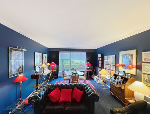                                         Appartement te koop in Laken, € 209.000
