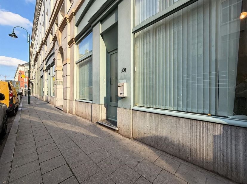 Bedrijfsvastgoed te koop in ,
                    1000 Brussel