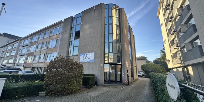 Bedrijfsvastgoed te huur in Bisschoppenhoflaan 318, 2100 Deurne