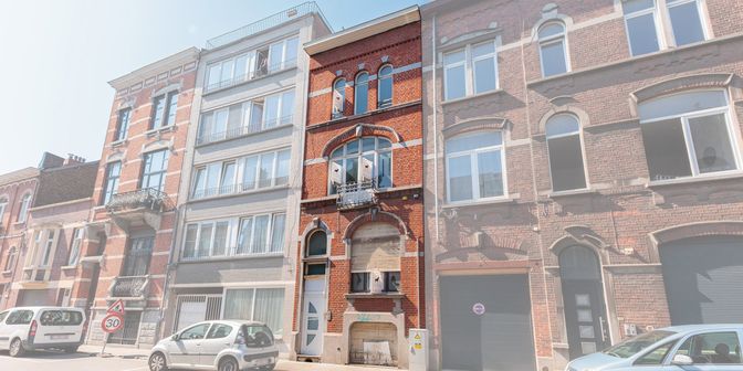 Appartement te koop in 6000 Charleroi